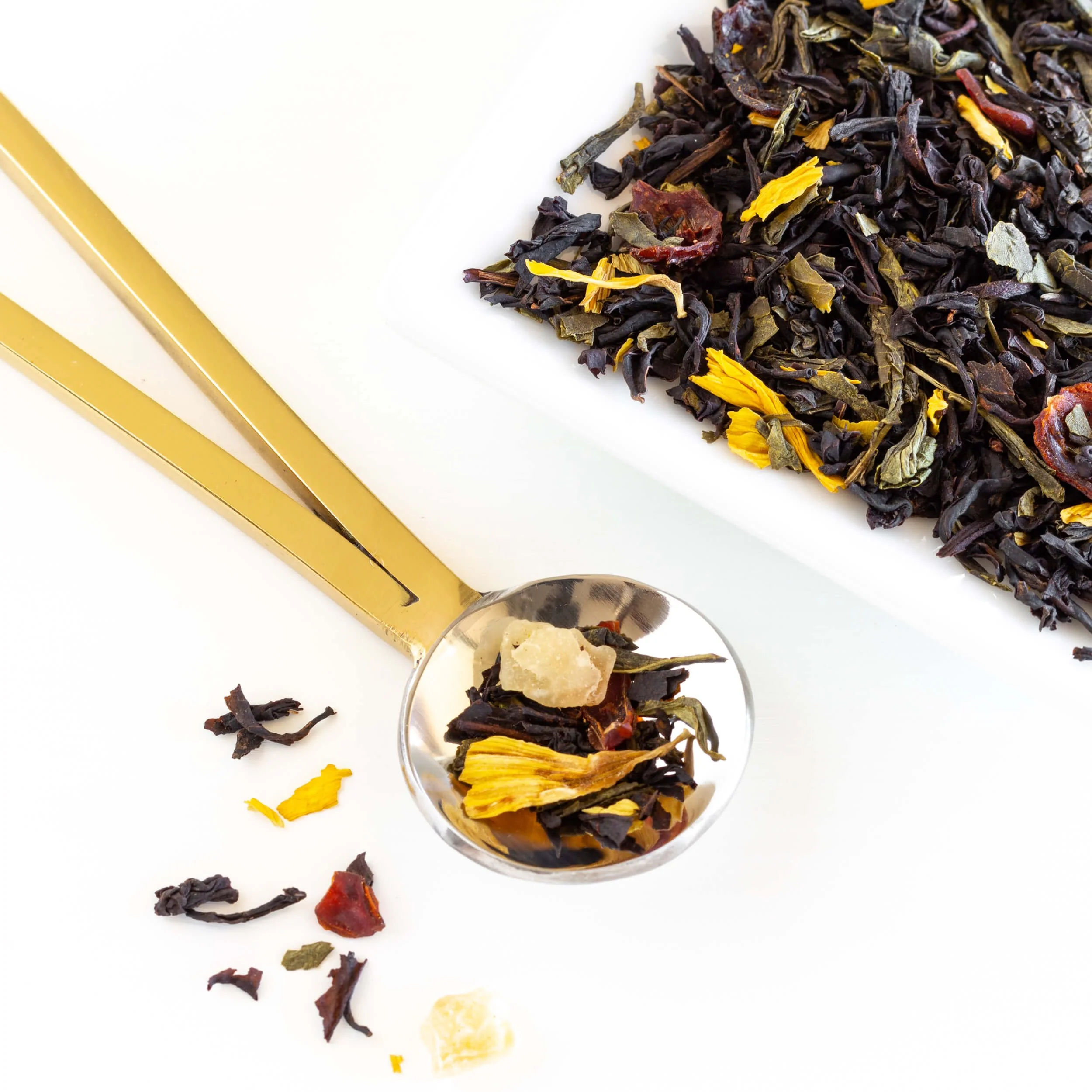 Summer Romance Black & Green Tea Blend - Image 4